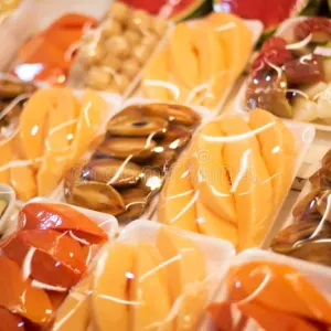 Seasonal Fruit Basket 1kg